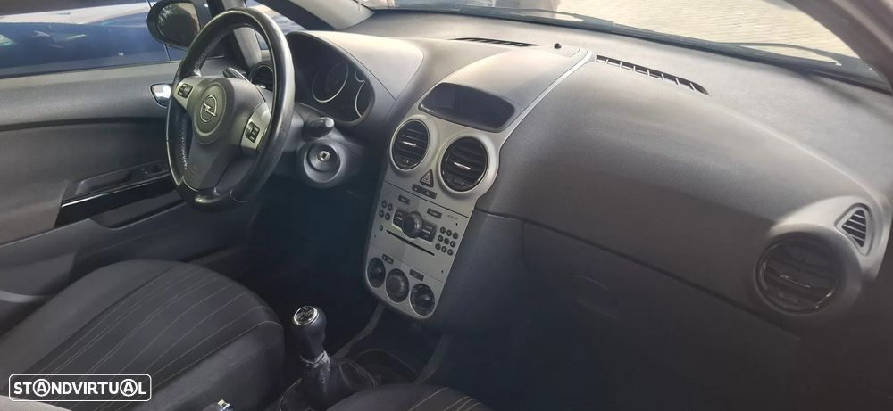 Opel Corsa 1.2 Enjoy - 11