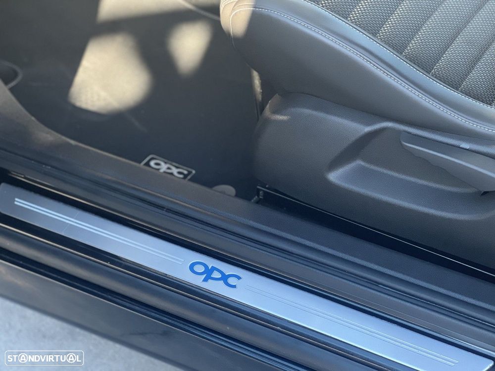 Opel Corsa 1.6 Turbo OPC - 9
