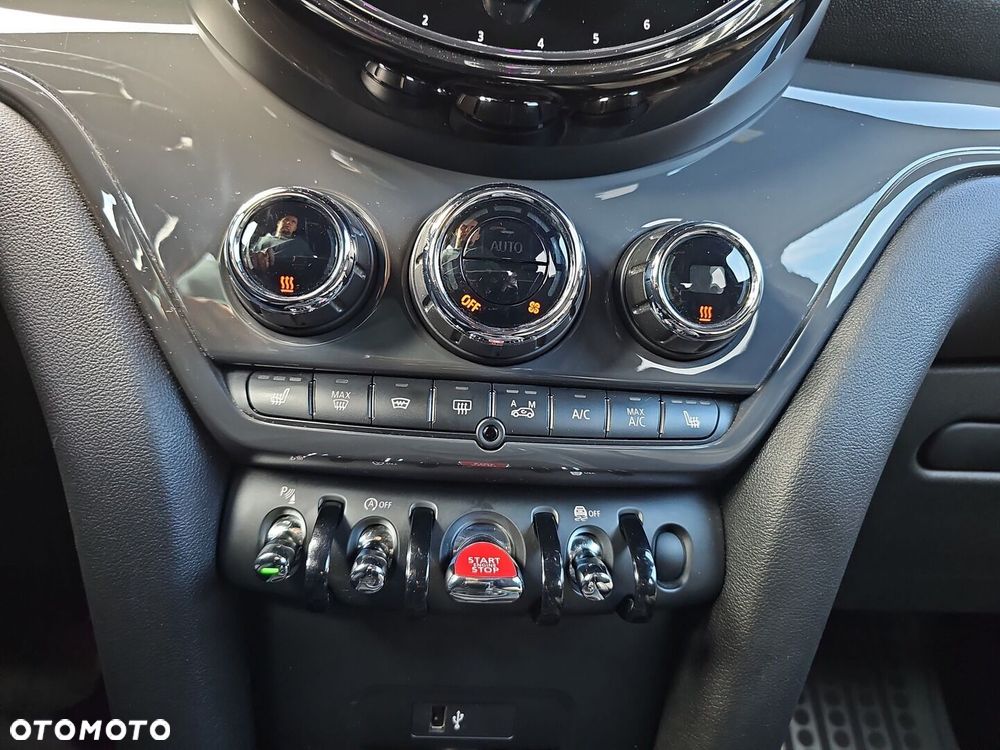 MINI Countryman Cooper Classic Trim - 26