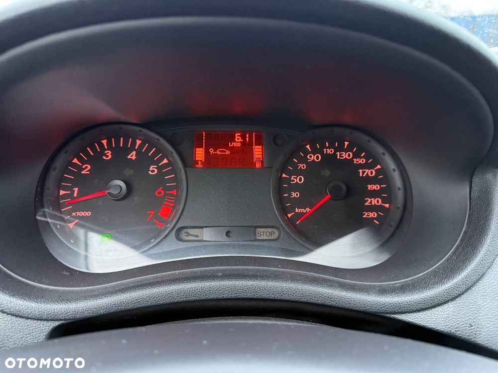 Renault Clio 1.2 16V Alize Euro5 - 19