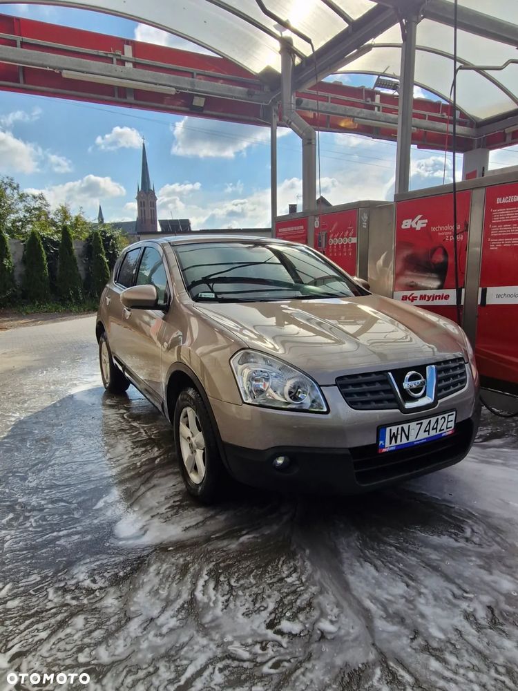 Nissan Qashqai - 1