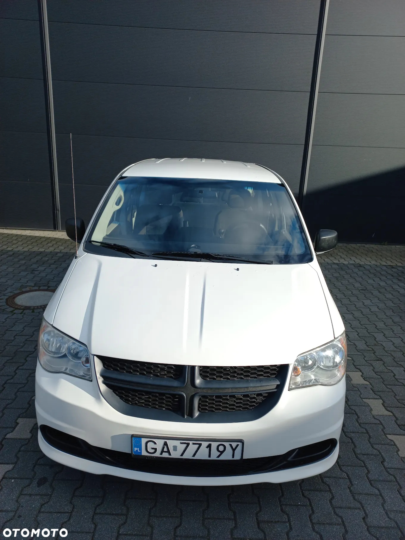 Dodge Grand Caravan - 6