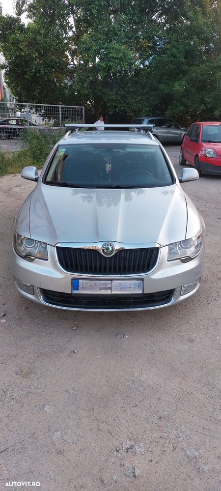 Skoda Superb 2.0 TDI Ambition DSG - 3