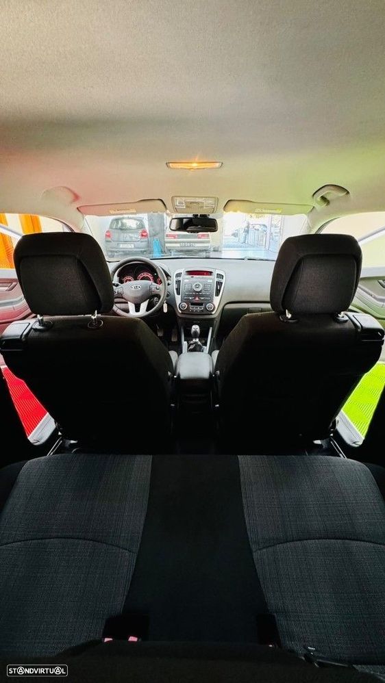 Kia Ceed S Coupé 1.4 CVVT EX ISG - 20