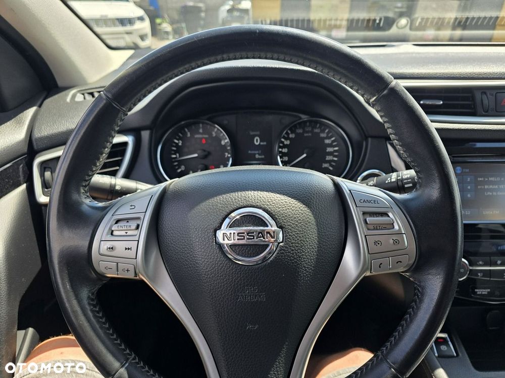 Nissan Qashqai 1.6 DIG-T Tekna+ - 16