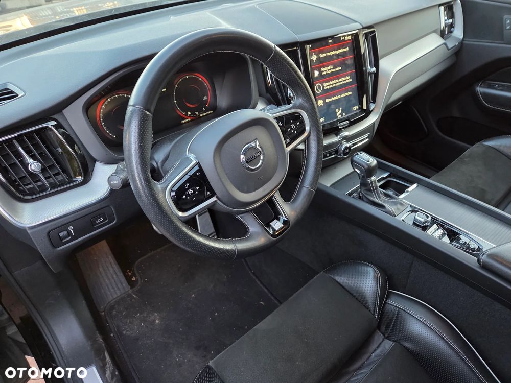 Volvo XC 60 D4 Geartronic RDesign - 14