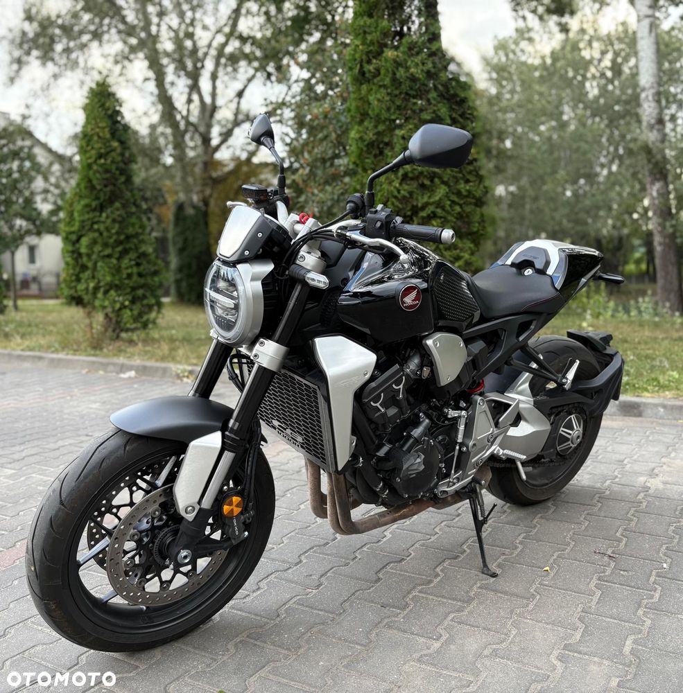 Honda CB - 2