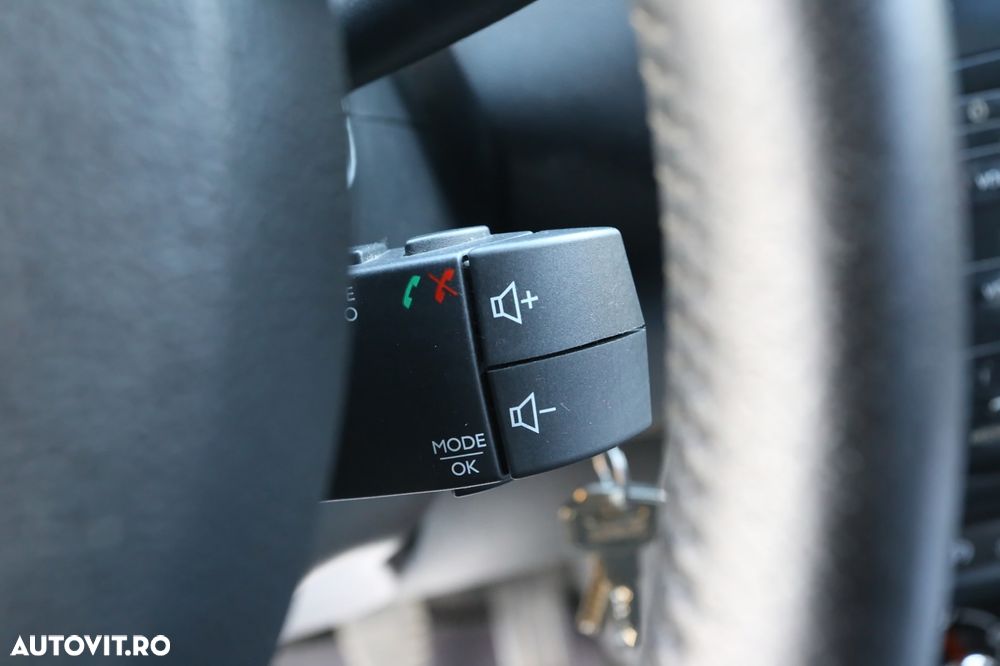 Dacia Duster 1.5 dCi 4x2 Prestige - 27