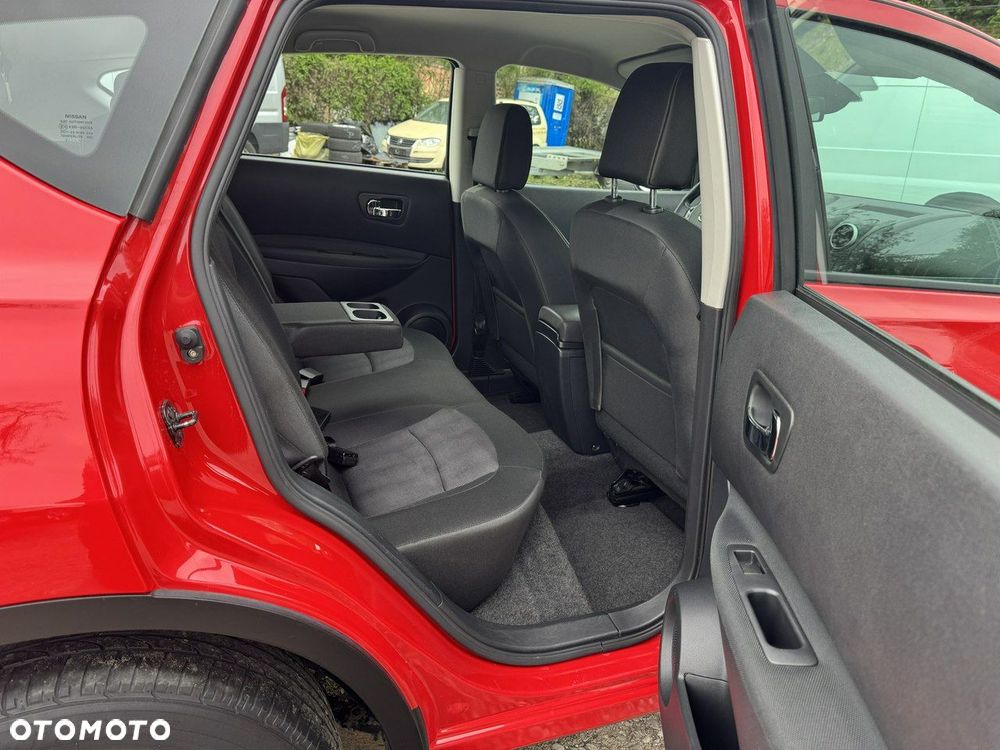 Nissan Qashqai - 16