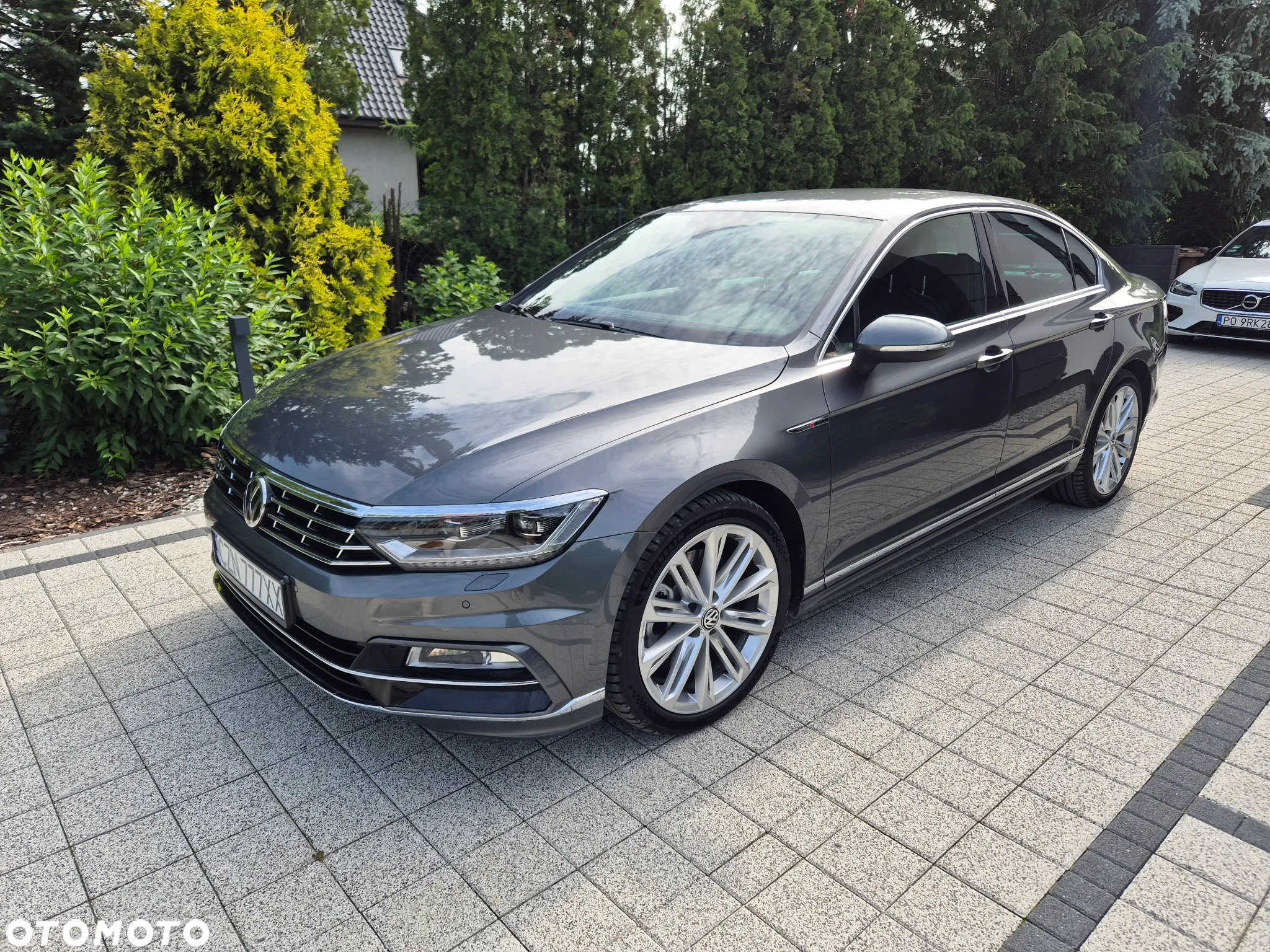 Volkswagen Passat 2.0 TDI Bi-Turbo BMT 4Mot Highline DSG - 2