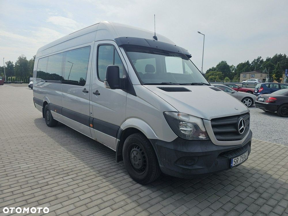 Mercedes-Benz Sprinter - 2