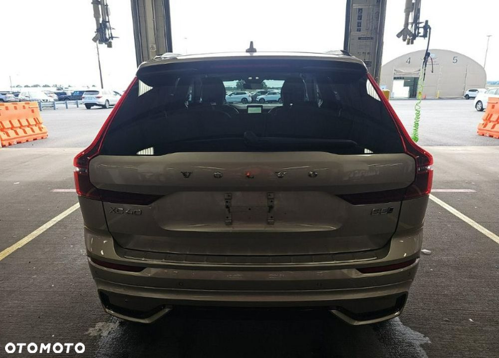 Volvo XC 60 B5 B AWD Ultra Dark - 6