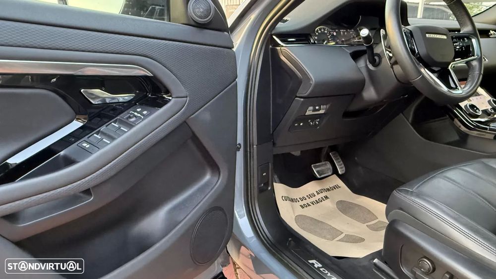 Land Rover Range Rover Evoque P300e R-Dynamic SE - 38