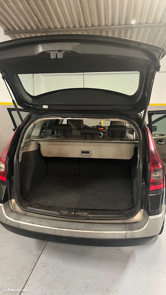 Renault Mégane Break 1.5 dCi Dynamique - 2