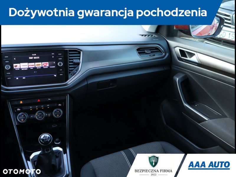 Volkswagen T-Roc - 9