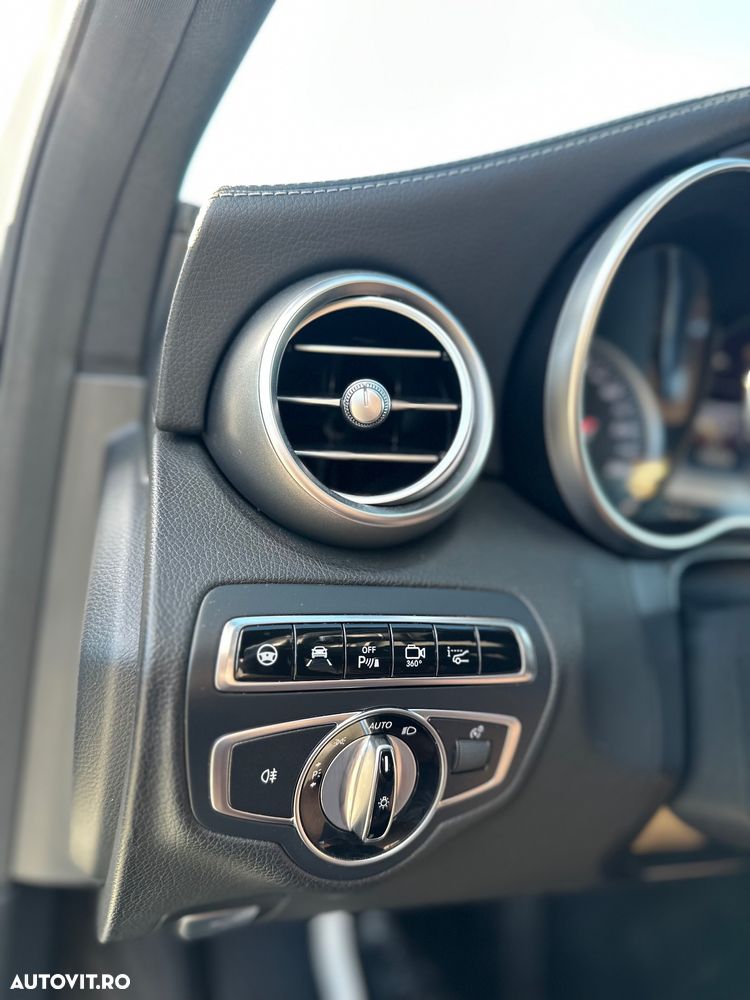 Mercedes-Benz C 300 7G-TRONIC Exclusive - 11