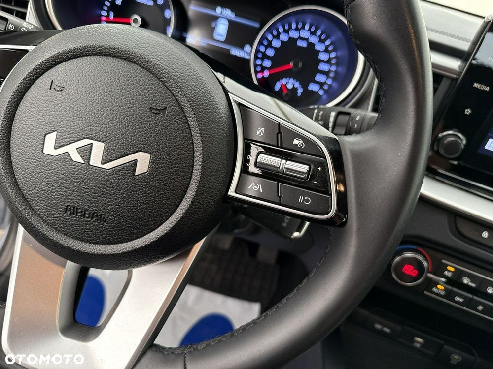 Kia Ceed - 26