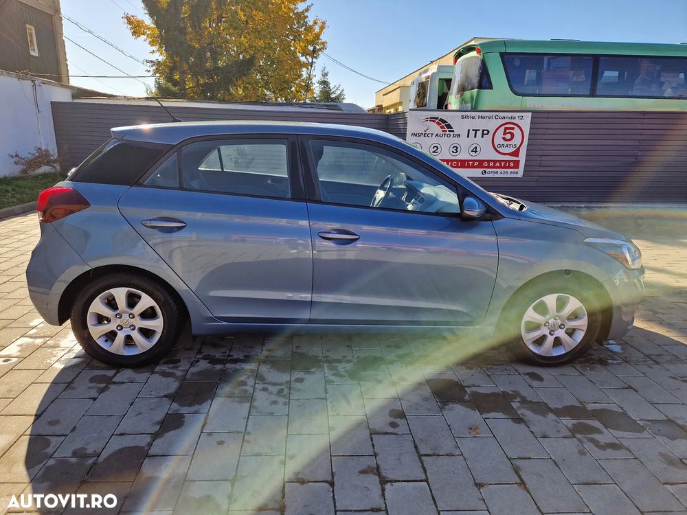 Hyundai i20 1.25 84CP M/T Comfort - 3