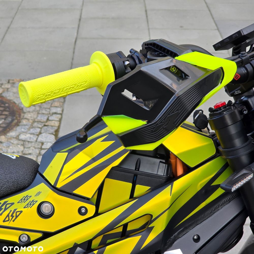 Talaria Sting L1e - 9