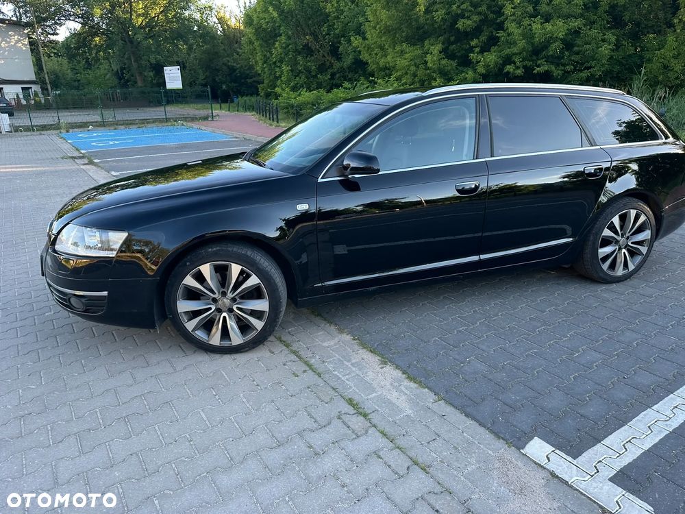 Audi A6 Avant 2.4 - 2