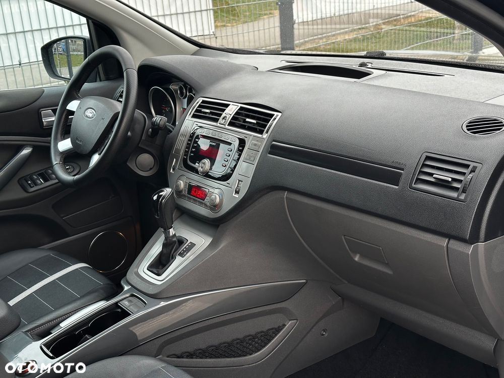 Ford Kuga 2.0 TDCi 4x4 Titanium - 19