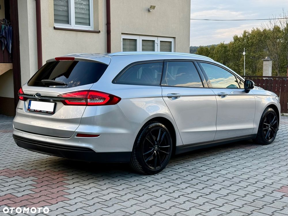 Ford Mondeo - 7