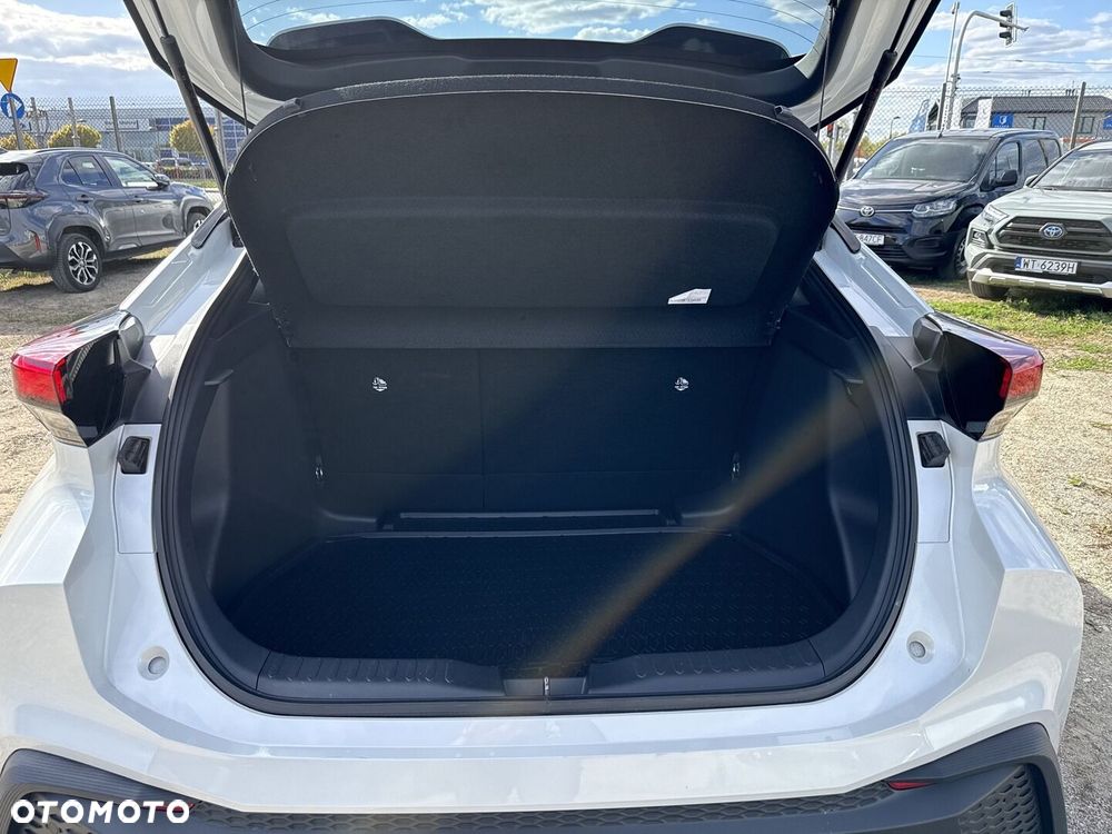 Toyota C-HR - 14