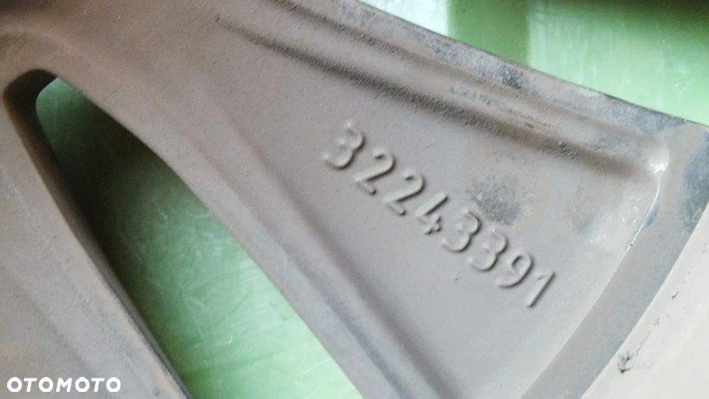 Felga aluminiowa 18 Volvo S90, V60 , XC40 - 8