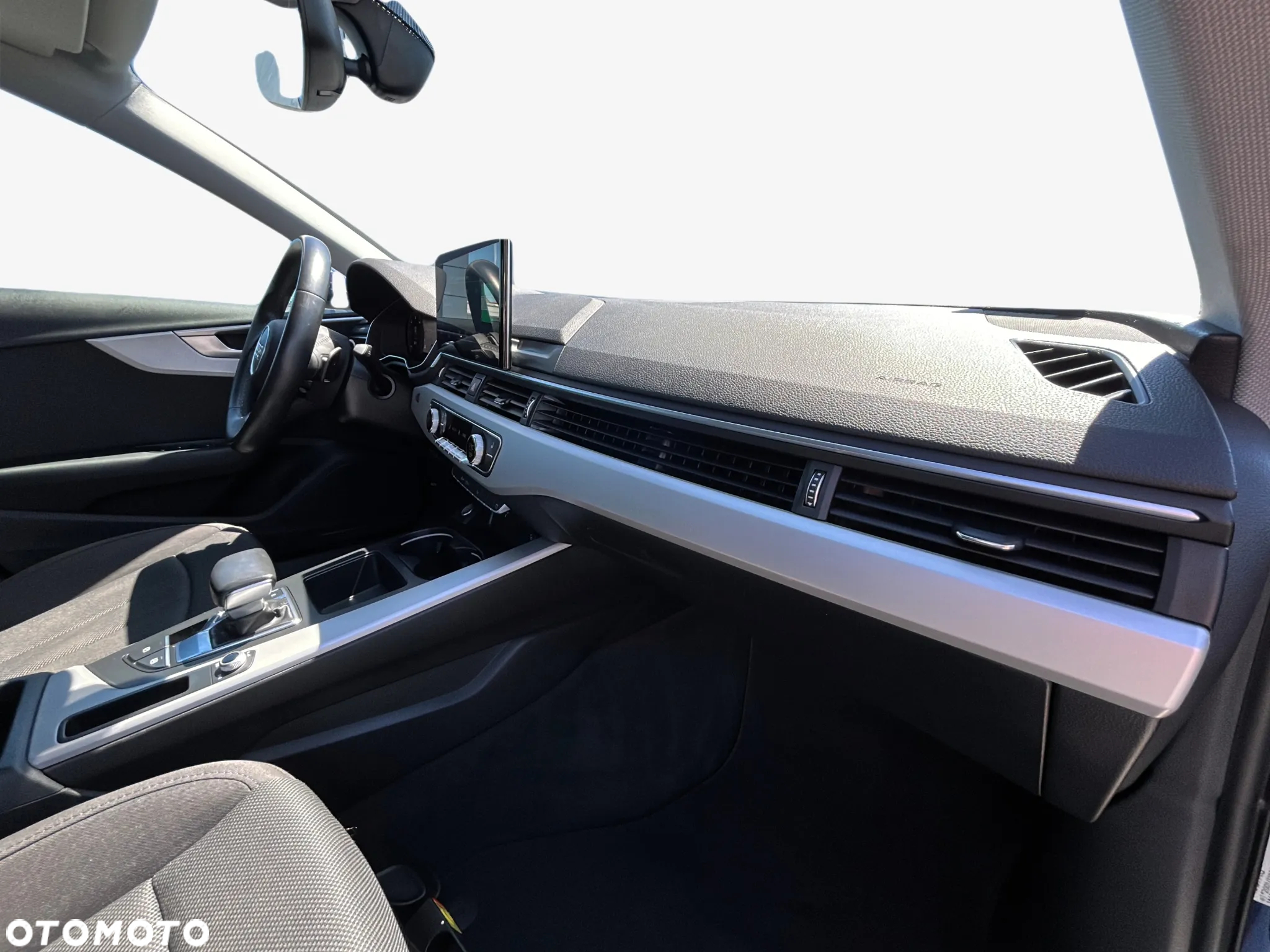 Audi A4 40 TDI Advanced S tronic - 8