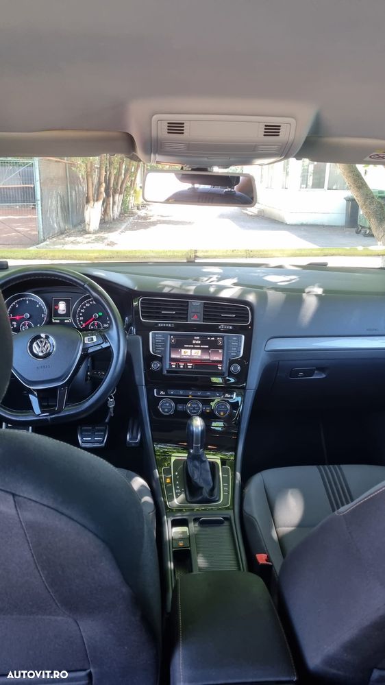 Volkswagen Golf 1.6 TDI BlueMotion Technology DSG Allstar - 8