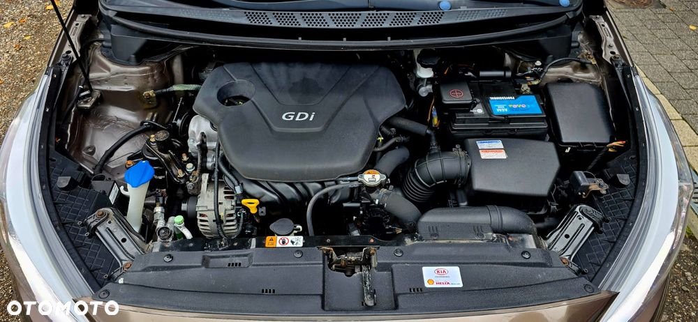 Kia Ceed 1.6 GDI ISG Dream Team Edition - 24