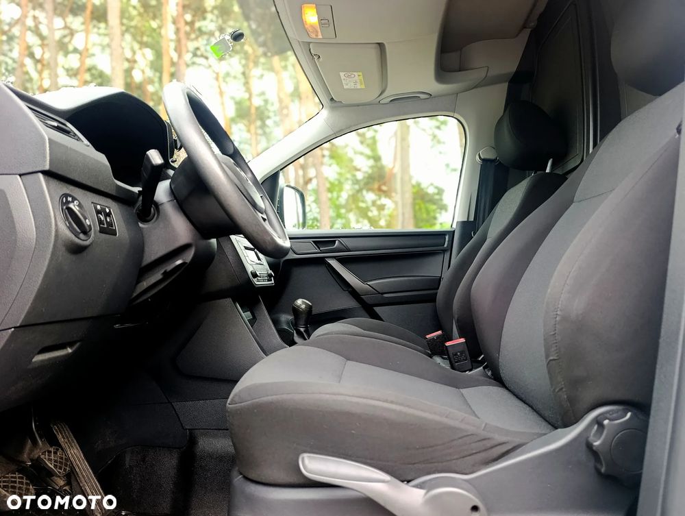 Volkswagen Caddy - 11