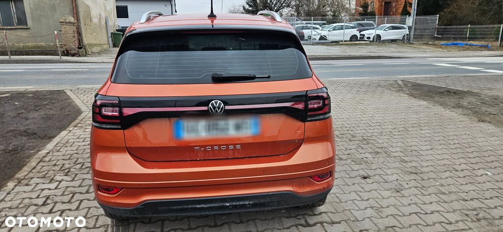 Volkswagen T-Cross 1.0 TSI OPF DSG R-Line - 6