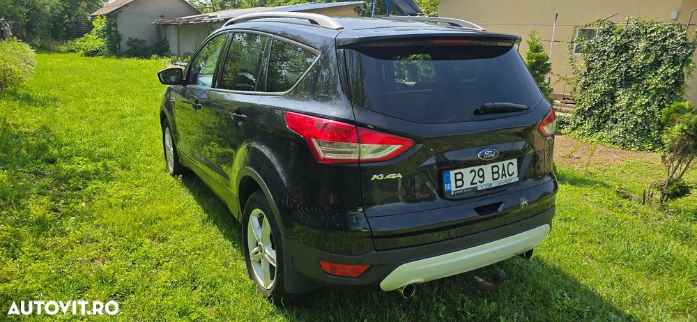 Ford Kuga 2.0 TDCi 4WD Powershift Titanium - 3