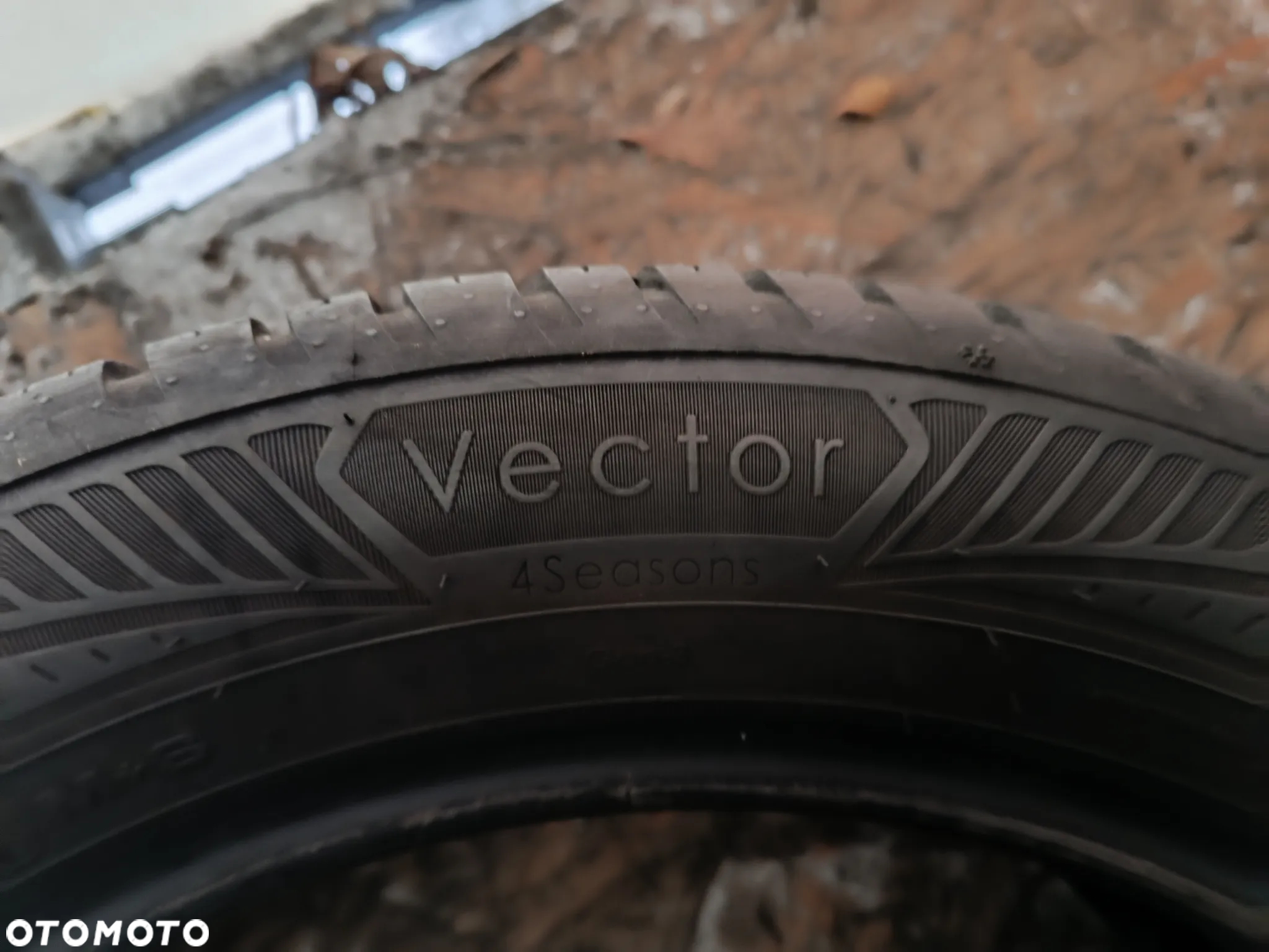 ŚLĄSK 2 x CAŁOROCZNE 215/55R17 98W GOODYEAR VECTOR 4SEASONS PARA - 5