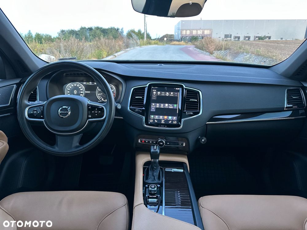 Volvo XC 90 T6 AWD Momentum 7os - 11