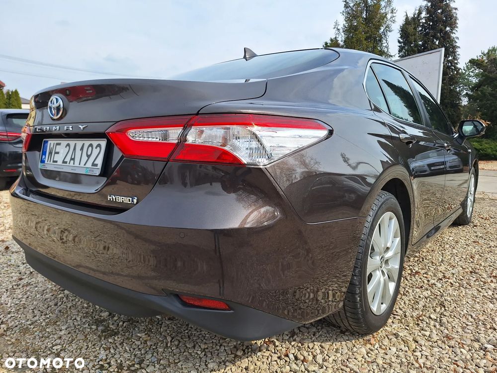 Toyota Camry 2.5 Hybrid Comfort CVT - 9