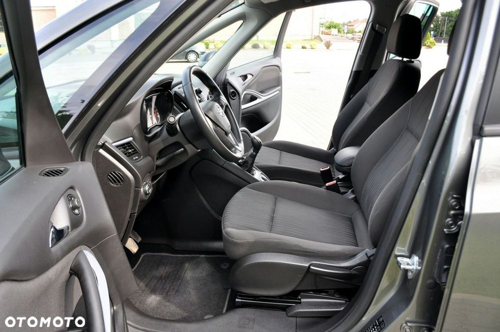 Opel Zafira - 21
