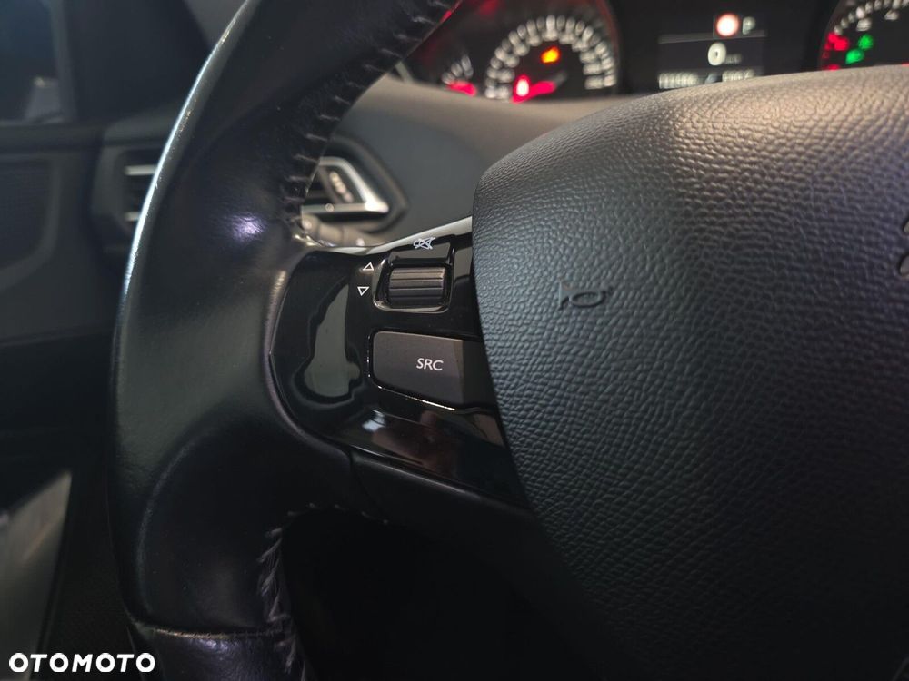 Peugeot 308 - 16