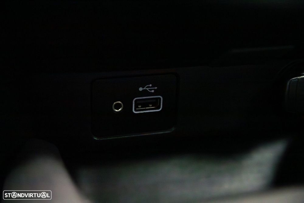 Nissan Juke 1.0 DIG-T N-Design Black DCT - 41