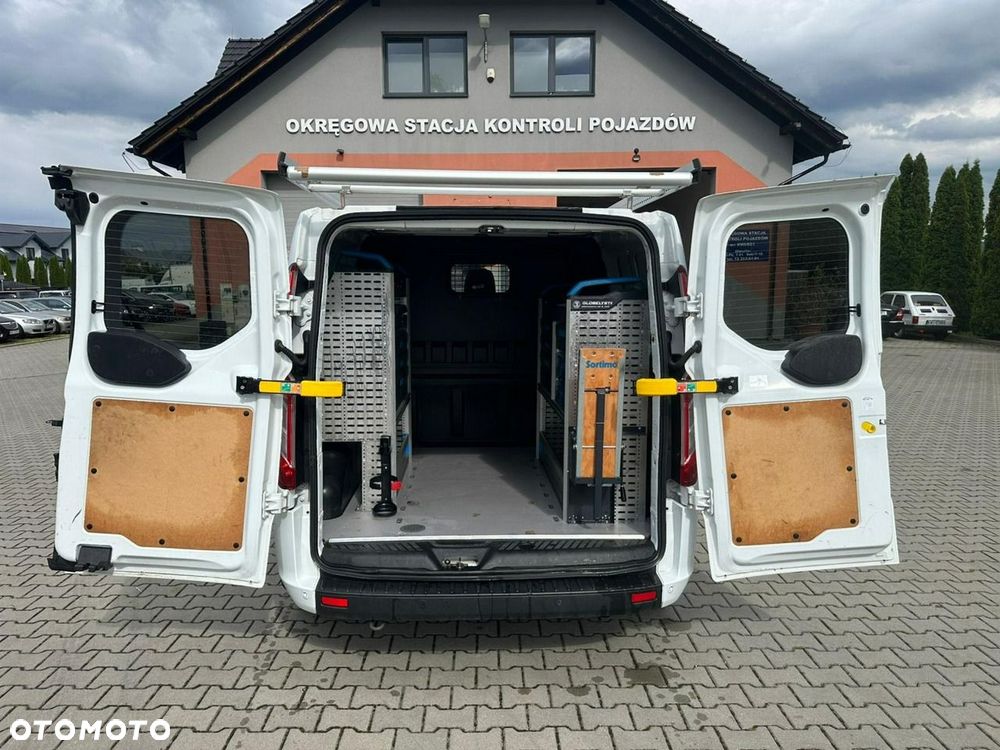 Ford Transit Custom - 14
