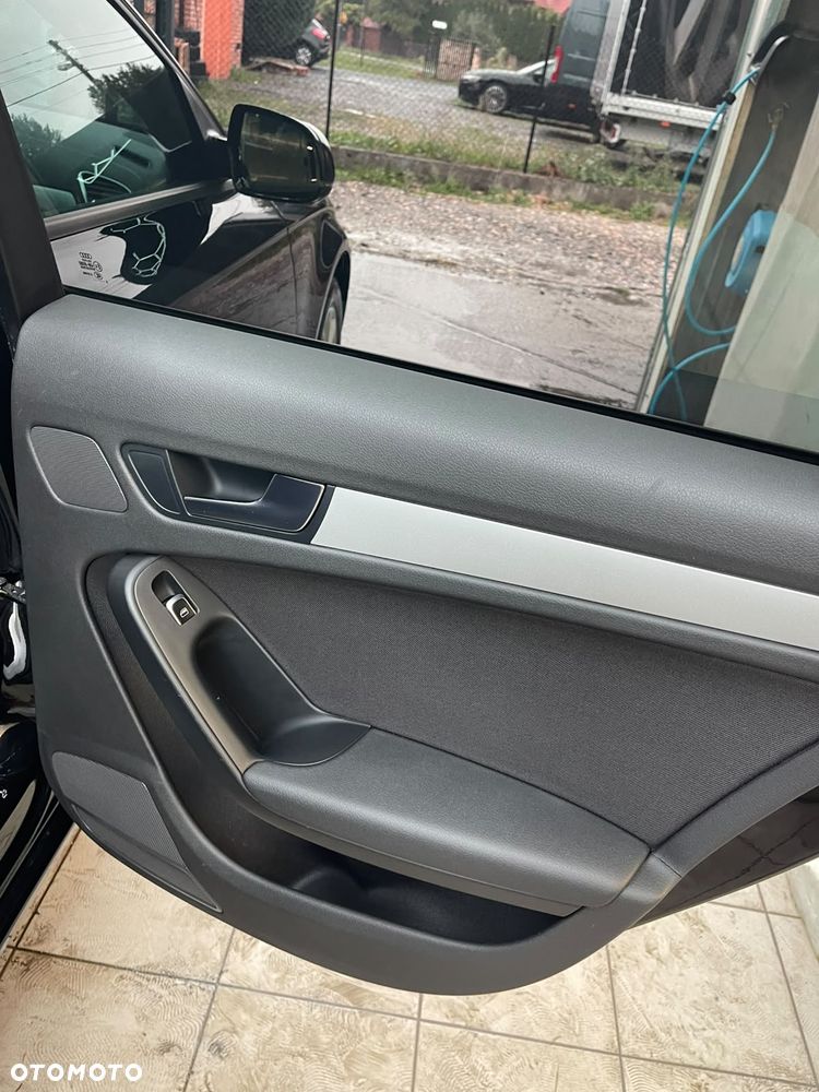 Audi A4 Avant 2.0 TDI DPF Attraction - 39
