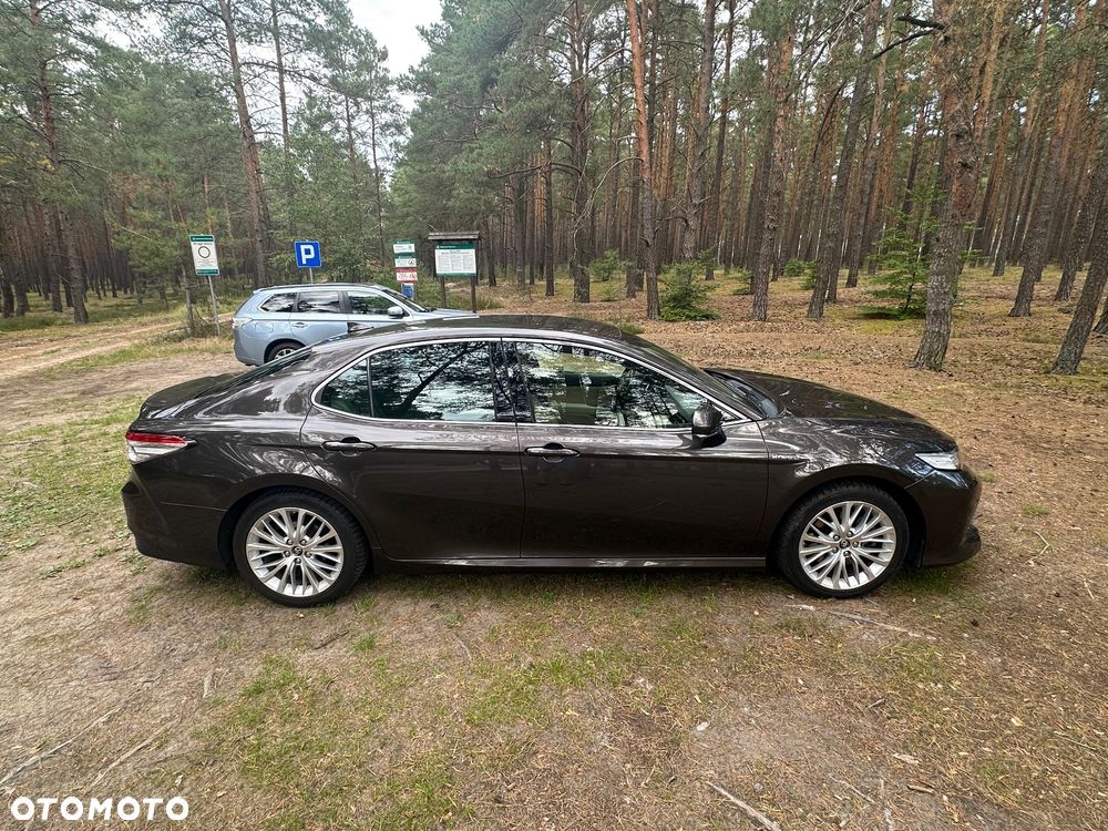 Toyota Camry Executive - 5