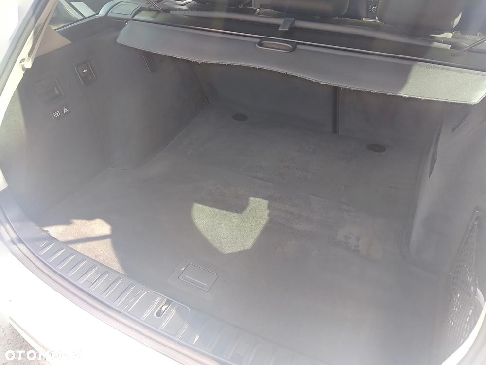 BMW Seria 3 318d DPF - 35