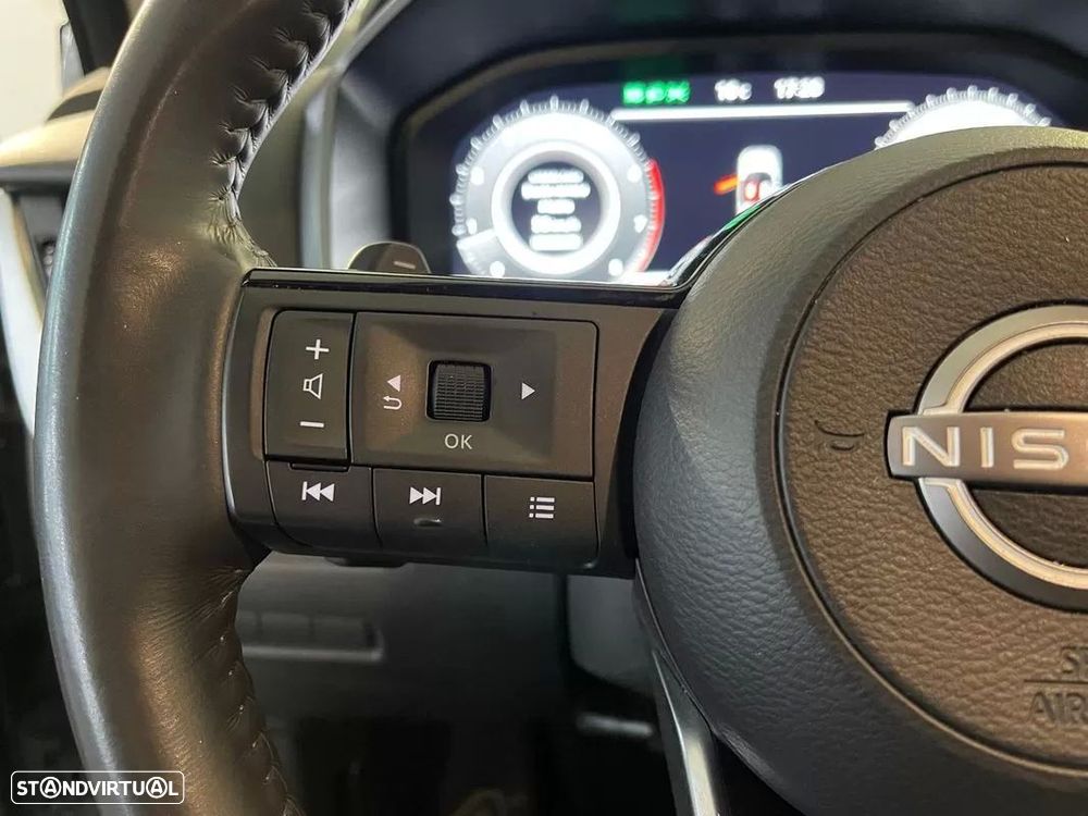 Nissan Qashqai 1.3 DIG-T N-Connecta LED Xtronic - 21