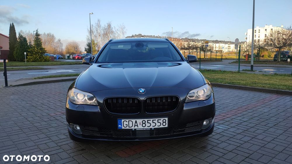 BMW Seria 5 525d Sport-Aut - 8