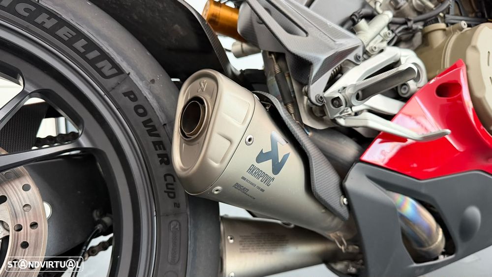 Ducati Panigale V4 S - 4