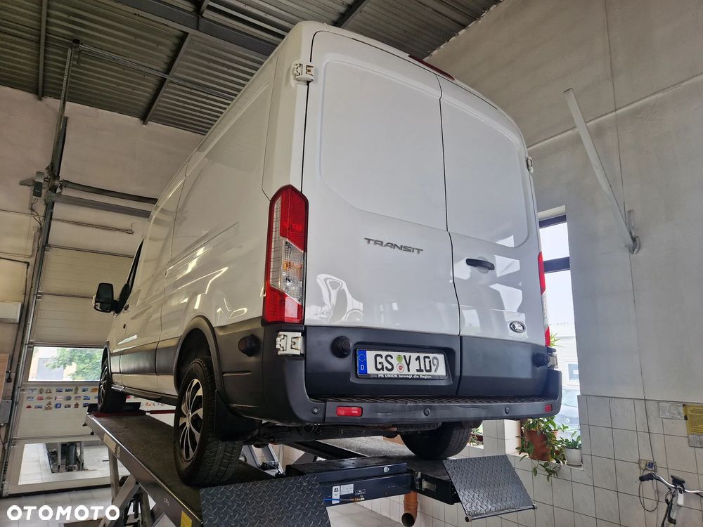 Ford Transit - 22