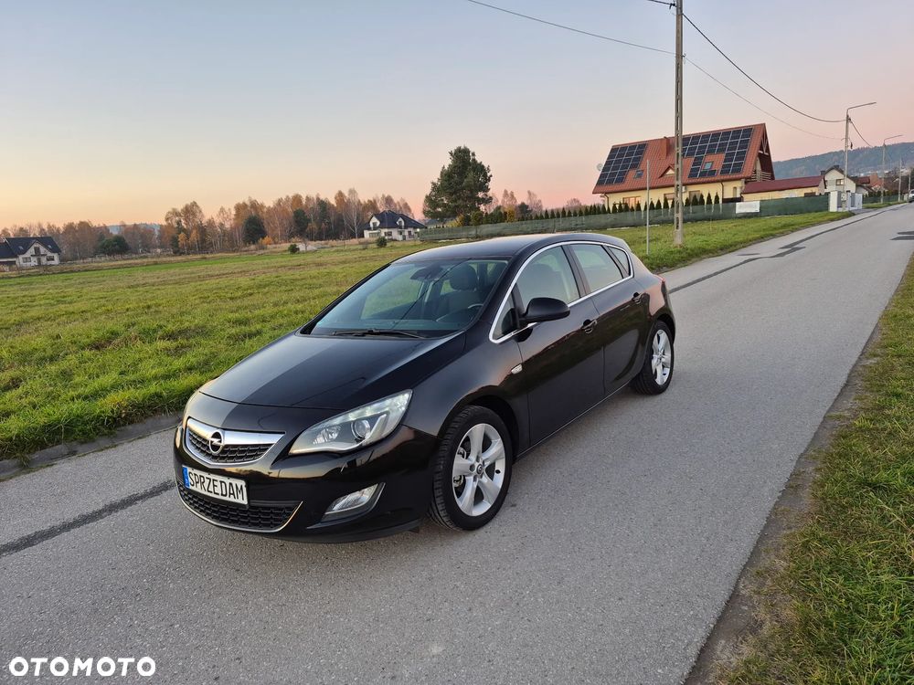 Opel Astra 1.4 Turbo Cosmo - 29