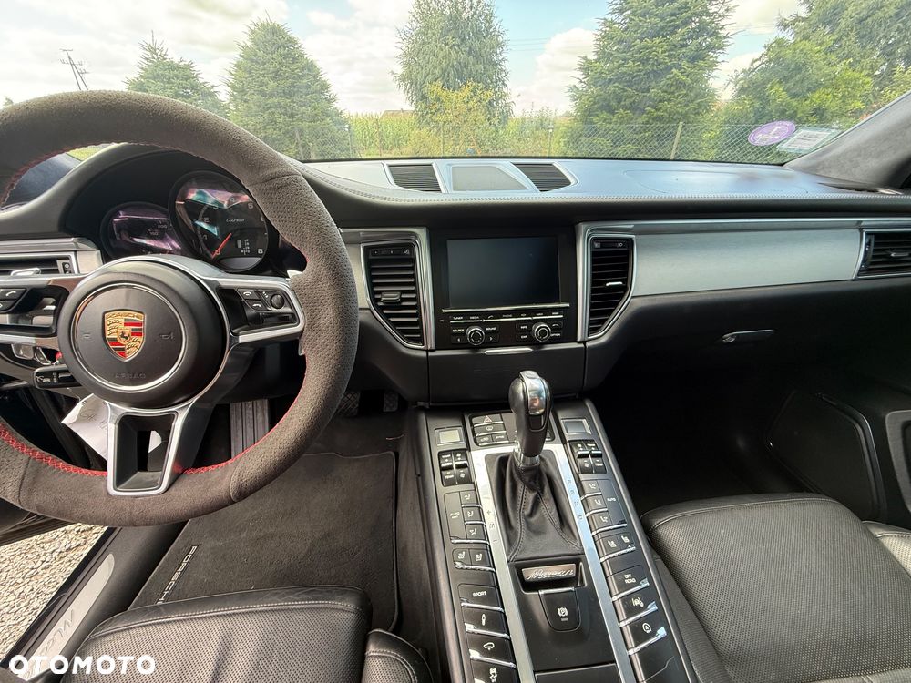 Porsche Macan Turbo PDK - 4